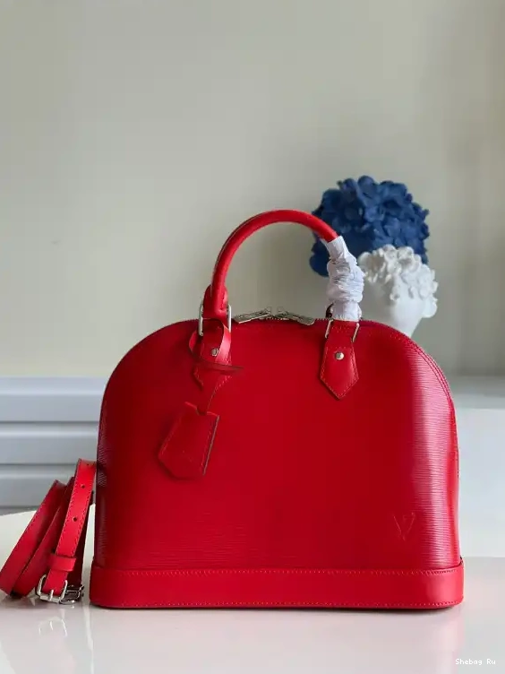 VUITTON LOUIS ALMA PM 0619